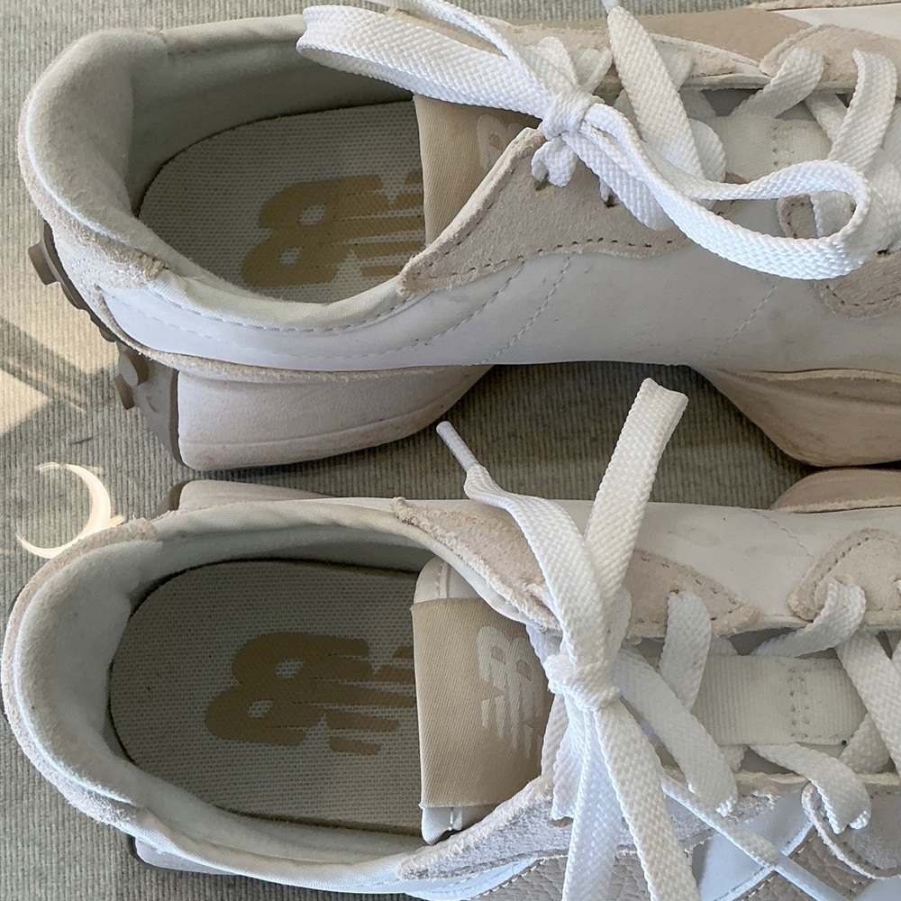 New Balance Women's 327 Sneakers in White and Tan - Picture 2 of 5